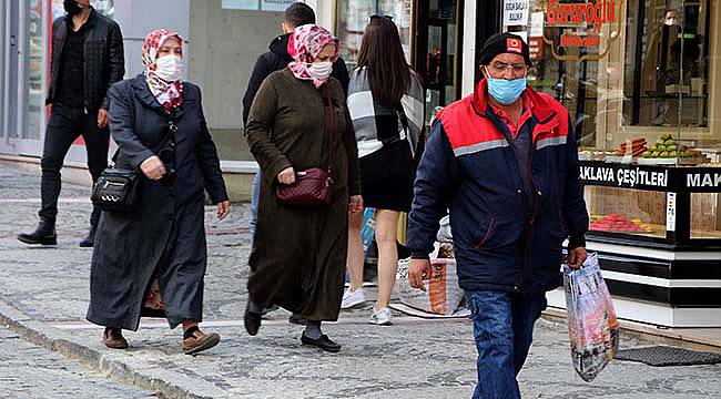 Edirne'de Vatandaşlar "Eş-Dost" Ziyaretleri Yapanlara Sitem Ediyor