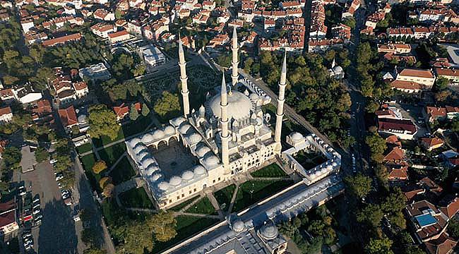 Selimiye Camisi'nin Görüntüsünü Engelleyen Yapılar Kaldırılacak