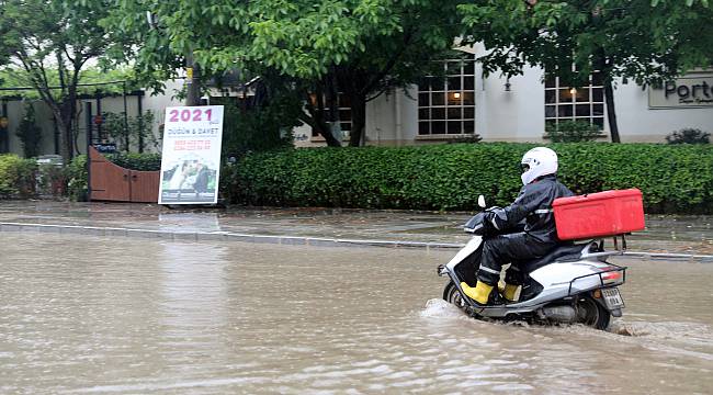 Edirne'de Sağanak Hayatı Olumsuz Etkiledi