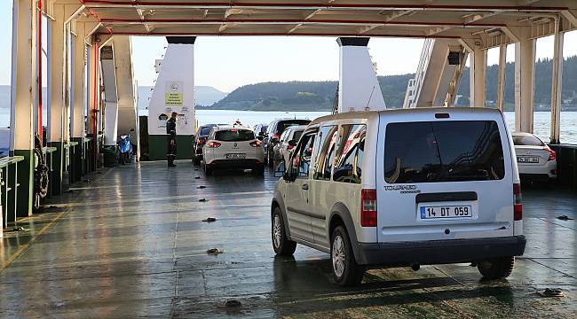 "Tam Kapanma" Sonrası Asya'dan Avrupa'ya Geçişler Başladı