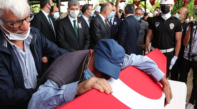 Yalova'da Şehit Olan Polis Memuru Son Yolculuğuna Uğurlandı