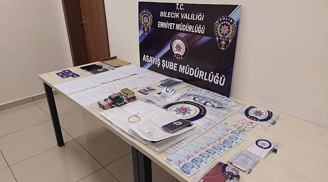 Bilecik'te Sahte Kimlikle Dolandırıcılık Yapan 3 Kişi Tutuklandı