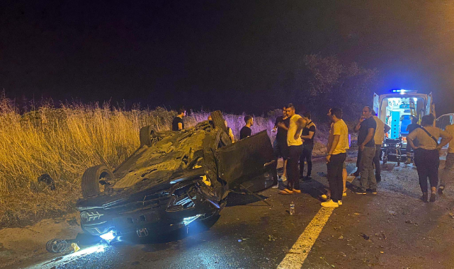 Takla Atan Otomobil Hurdaya Döndü, 1'i Ağır 3 Yaralı