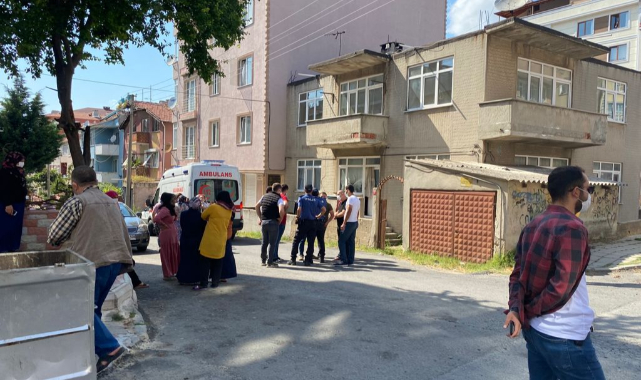 Bayram Dönüşü Eşini Ölü Buldu