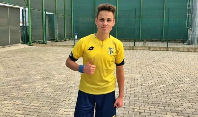 Edirne'de Denize Giren Futbolcu Boğuldu