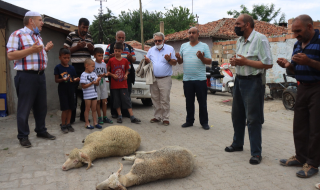 İmeceyle Alınan Küçükbaş Hayvanların Etleri, İhtiyaç Sahiplerine Dağıtıldı