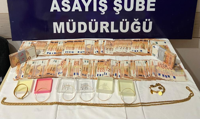 Çorlu'da 2 Yaşlı Kadını 600 Bin Lira Dolandıran Zanlılar Yakalandı