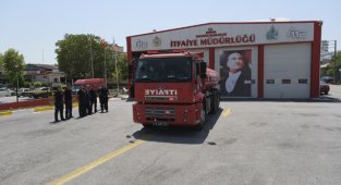Edirne'den Bir İtfaiye Ekibi Daha Muğla'daki Yangınlara Müdahale İçin Yola Çıktı