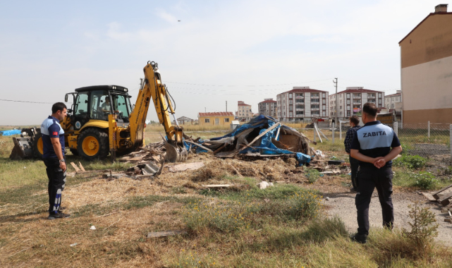 İmara Aykırı ve Çevre Kirliliğine Neden Olan Ağıllar Yıkılıyor