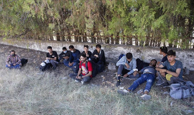 Kırklareli'nde 34 Sığınmacı Yakalandı