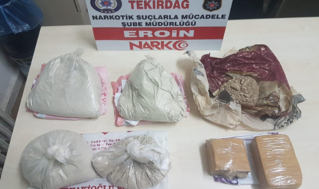 Tekirdağ Polisi 36 Saatlik Çalışmada 4 Kilo Eroin ve 11 Ruhsatsız Silah Ele Geçirdi