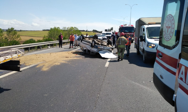 TIR’ın Çarptığı Otomobil Tankere Çarparak Takla Attı, 4 Yaralı