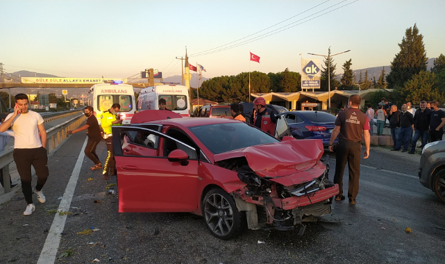 Sakarya'daki Trafik Kazalarında 1 Kişi Öldü, 2 Kişi Yaralandı