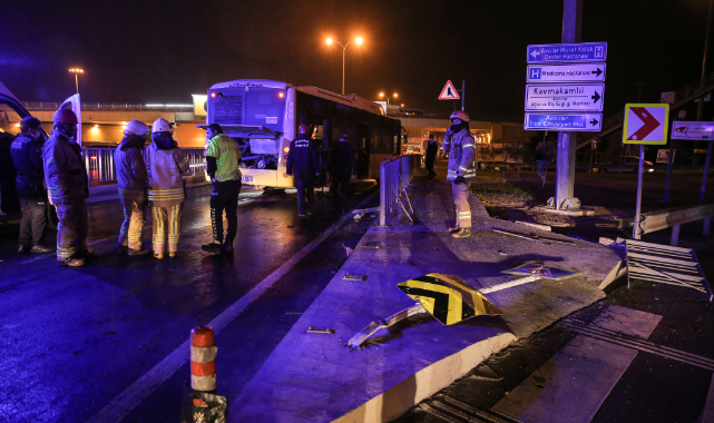 Avcılar'da Kaza Yapan Halk Otobüsündeki 4 Yolcu Yaralandı