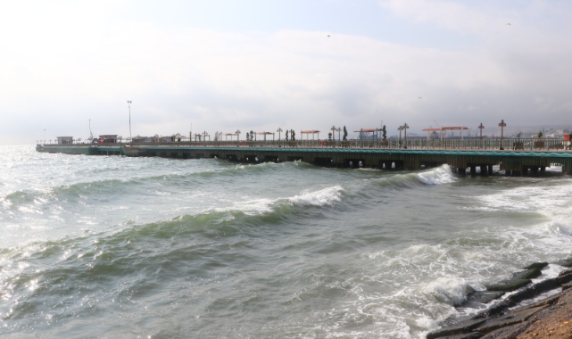 Marmara Denizi'nde Poyraz Ulaşımı Etkiledi