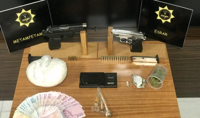 Ev ve İş Yerlerine Uyuşturucu Operasyonu, 8 Gözaltı