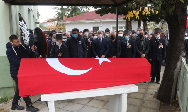 Tekirdağ'da Vefat Eden Kıbrıs Gazisi Son Yolculuğuna Uğurlandı