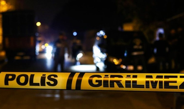 Bıçaklı Kavgada 1 Kişi Öldü 2 Kişi Yaralandı