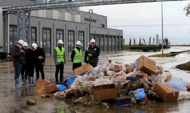 Bir İşletmede Son Kullanma Tarihi Geçmiş 4 Ton Et Ele Geçirildi