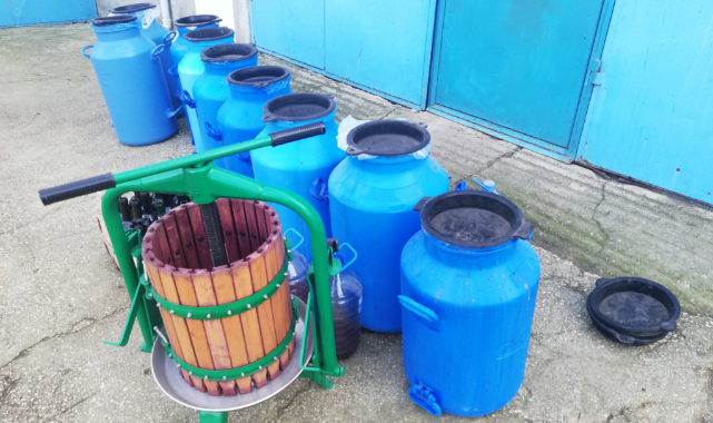 800 Litre Sahte İçki Ele Geçirildi