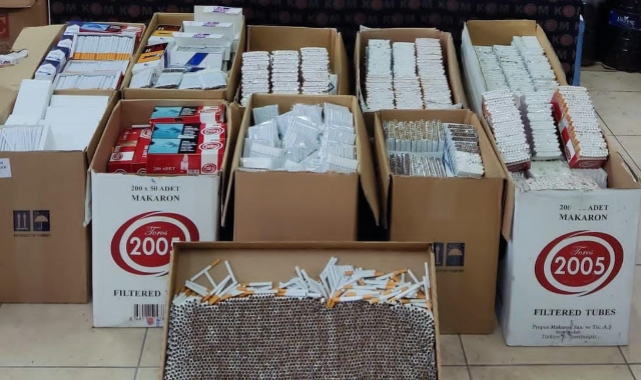 Çorlu'da Kilolarca Kaçak Tütün Binlerce Makaron Ele Geçirildi
