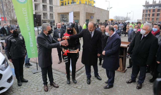Edirne'de Belediyenin Emniyete Hibe Ettiği Araçlar Törenle Teslim Edildi