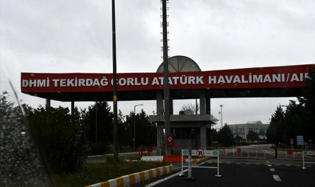 İstanbul'a İnemeyen Uçaklar, Çorlu Atatürk Havalimanı'na İndi