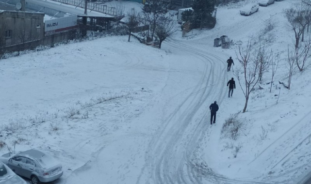 Trakya'da Kar ve Fırtına Etkili Oluyor