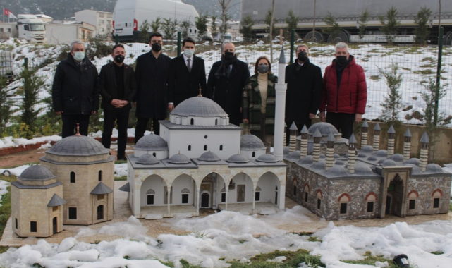 YTB Başkanı Eren, Minia Balkantürk Parkı'nı Ziyaret Etti