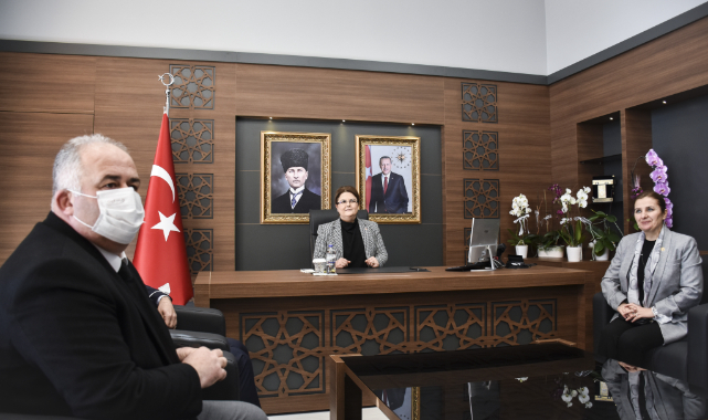 Bakanı Yanık, Çatalca'da Ziyaretlerde Bulundu