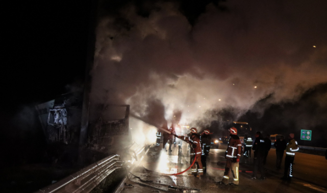 Bursa'da Feci Kaza, 2 Ölü, 2 Ağır Yaralı