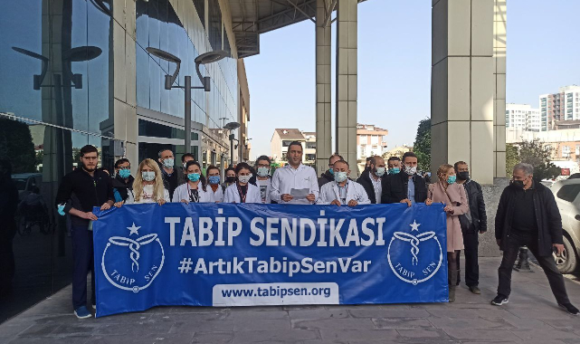 Sağlık Çalışanları Şiddet Vakaları ve Özlük Hakları İçin İş Bıraktı