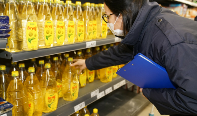 Çorlu'da Marketlerde Sıvı Yağ Fiyatları Denetlendi