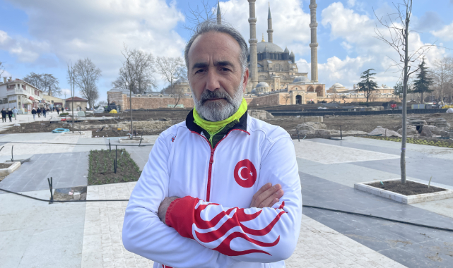 Edirne'deki Maratonda Ukraynalı Atletler "Savaşa Hayır" Temasıyla Koşacak