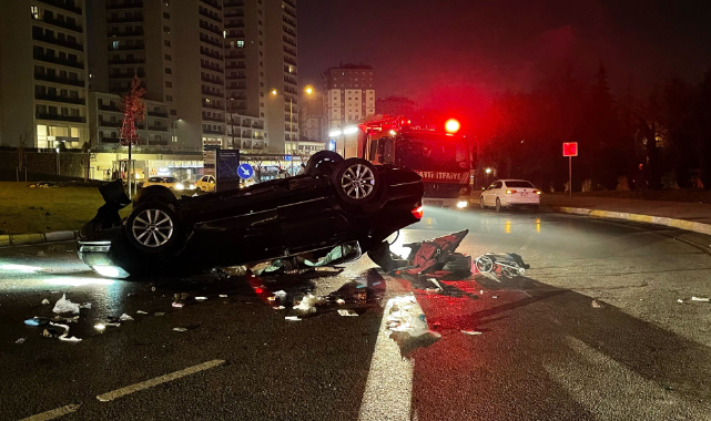 İstanbul’da Takla Atan Araçta 1’i Ağır 6 Çocuk Yaralandı
