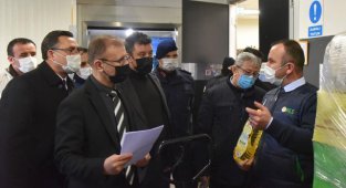 Kaymakam Sarılı ve Başkan Sarıkurt Marketleri Denetledi