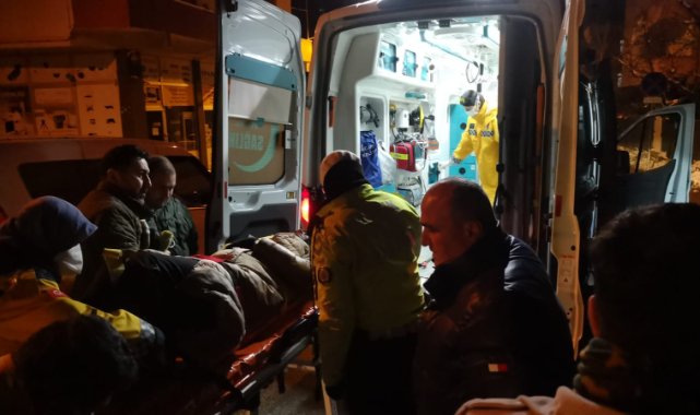 Kocaeli'de Otomobil Kadına Çarptı