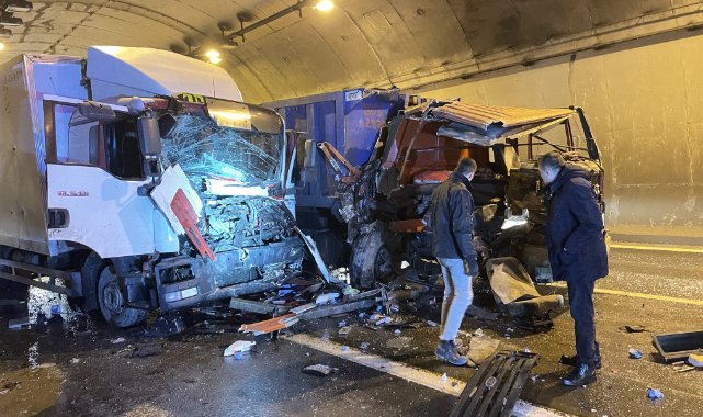 Kocaeli'de Tüneldeki Kaza Ulaşımı Aksattı