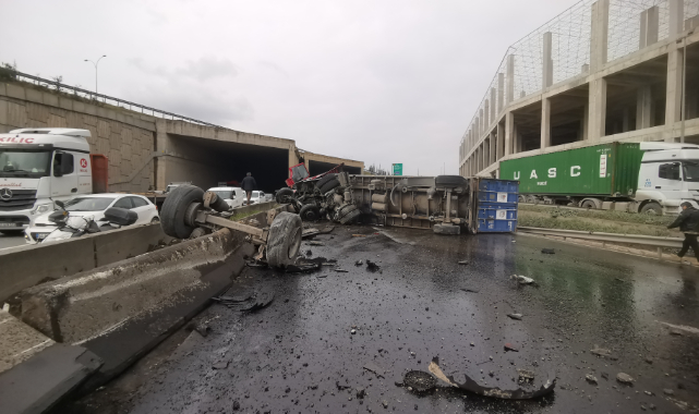 Kocaeli'de Zincirleme Kaza Trafiği Aksattı