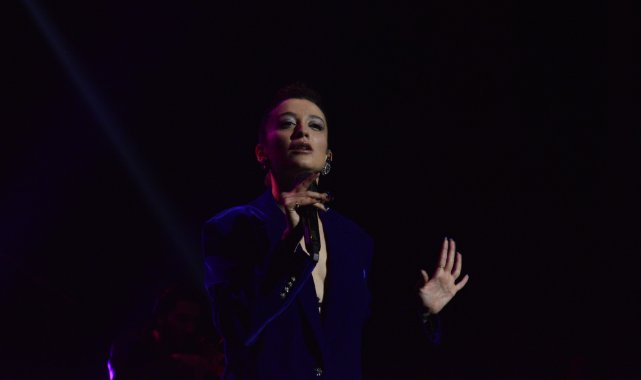 Şarkıcı Melike Şahin, Bursa'da Konser Verdi
