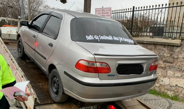 Sis farlarına yönetmeliğe aykırı kullanan sürücüye ceza yağdı