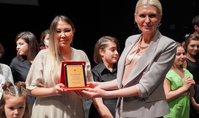 Bilecik'te Sanat Akademisi Kursiyerlerine Sertifikaları Verildi