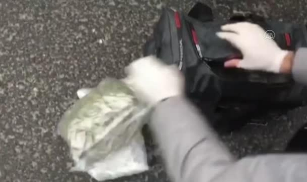 Çorlu'da Yabancı Plakalı Araçta 4 Kilo 350 Gram Skunk Ele Geçirildi