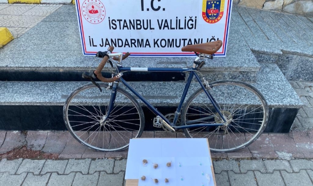 İstanbul’da Bisikletiyle Uyuşturucu Satan Kişi Yakalandı
