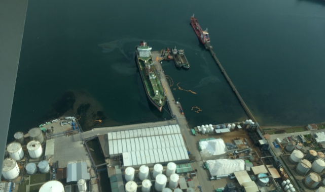 İzmit Körfezi'ni Kirleten Tanker Gemiye Ceza Kesildi