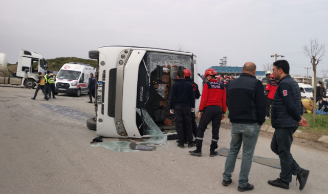 Kocaeli'de Feci Kaza, 20 Yaralı
