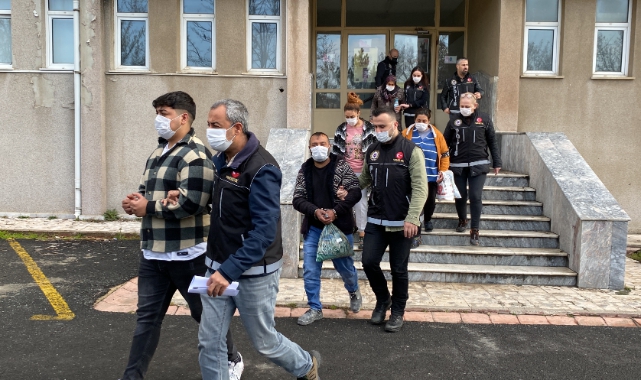 Kore Mahallesi'ne Uyuşturucu Operasyonu, 9 Gözaltı