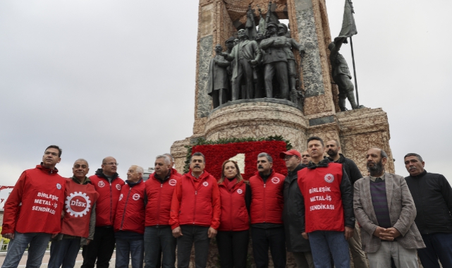 1 Mayıs Emek ve Dayanışma Günü Kutlanıyor