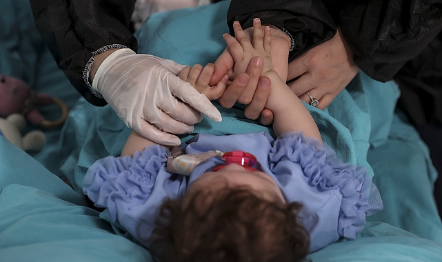 Annesinin Hastanede Bıraktığı Galya'nın "Her Şeyi" Hemşireler Oldu