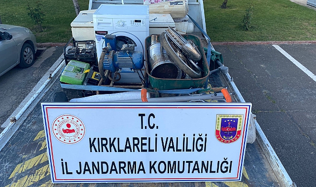 Çaldıkları Eşyaları Açtıkları Dükkanda Satan 3 Kişi Tutuklandı